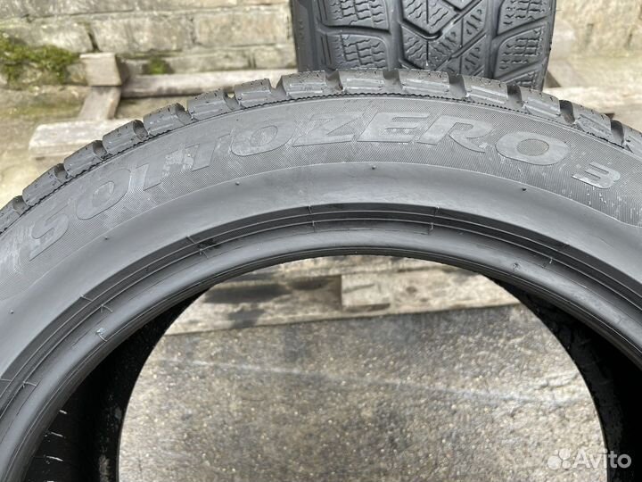 Pirelli Winter Sottozero 3 215/55 R18