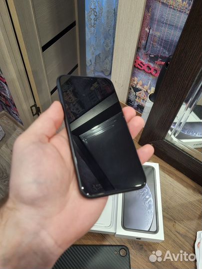iPhone Xr, 128 ГБ