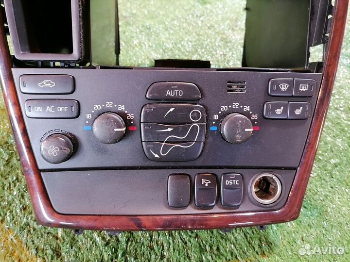 Блок управления климат-контролем 8697140 Volvo S60