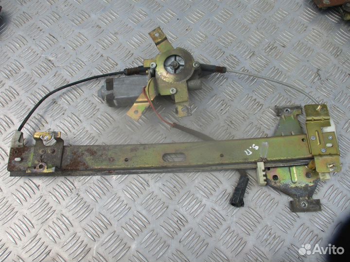 Стеклоподъёмник электр. З.П Ford Explorer 94г