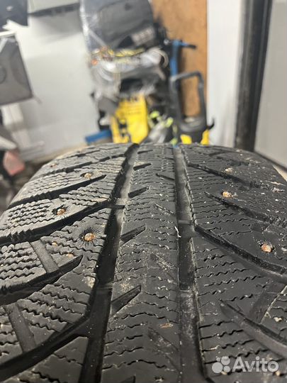 Bridgestone Ice Cruiser 7000 235/55 R18