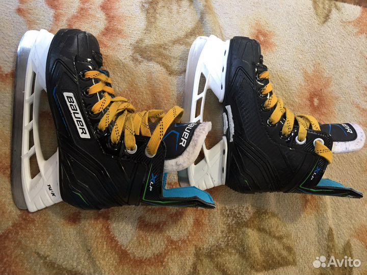 Коньки хоккейные детские