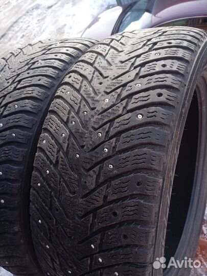 Nokian Tyres Hakkapeliitta 8 215/55 R17