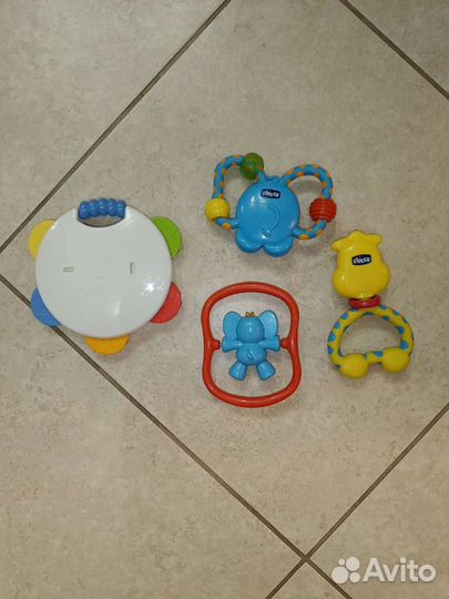 Погремушки Chicco, Fisher price