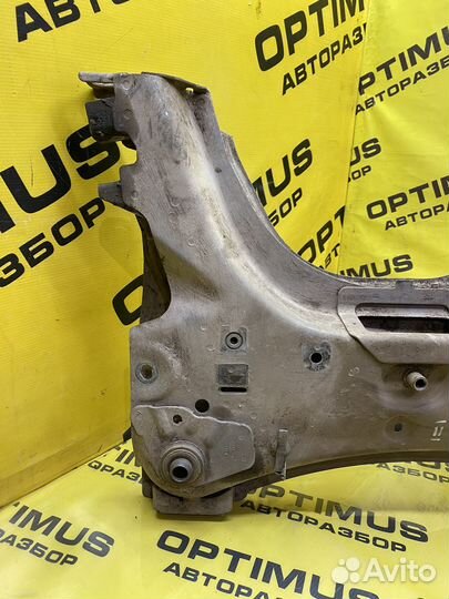 Подрамник двигателя Renault Megane 2