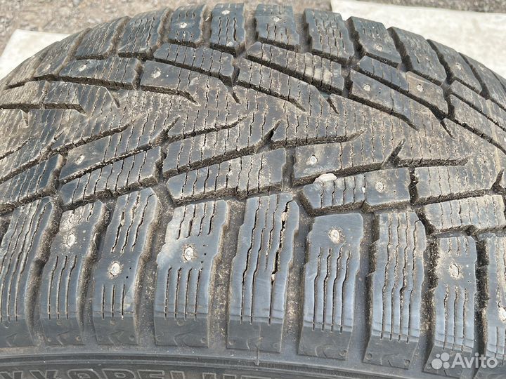 Nokian Tyres Hakkapeliitta 7 SUV 295/40 R21
