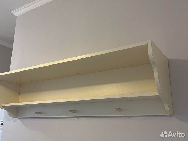 Полочка настенная