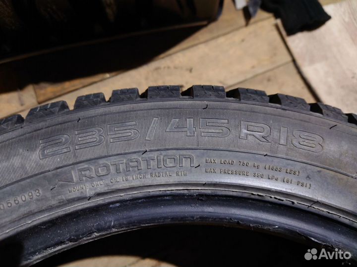 Nokian Tyres Hakkapeliitta 10p 235/45 R18