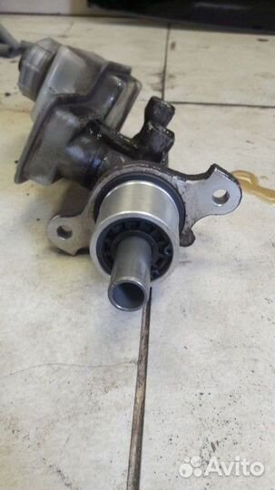 Главный тормозной цилиндр