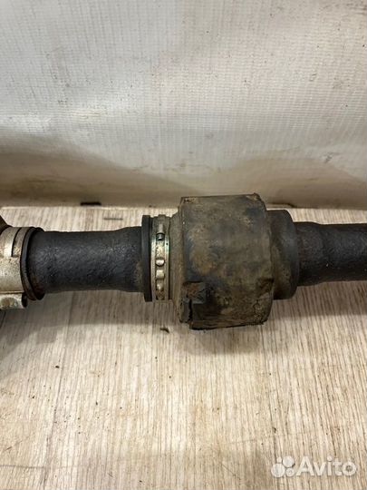 Привод передний левый Dodge Caliber 2007