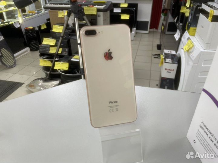 iPhone 8 Plus, 64 ГБ