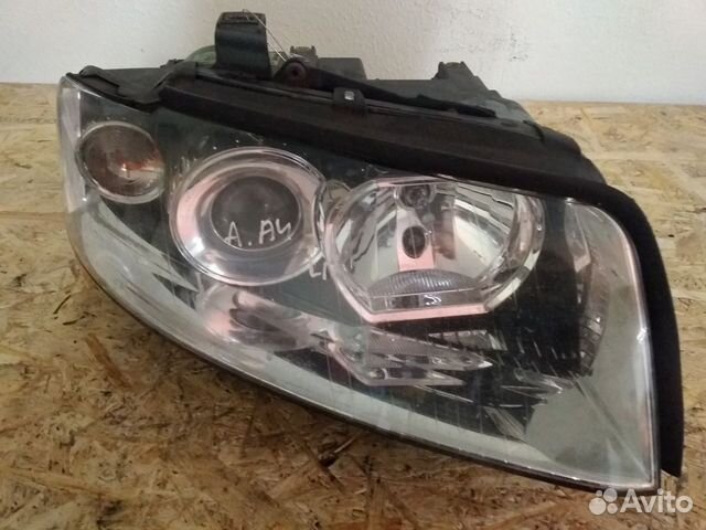 Фара правая Audi A4 (B6)