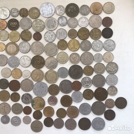 Иностранные монеты 101 штука