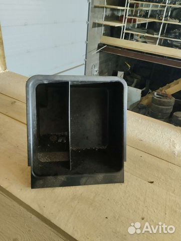 Ящик вещевой центрального туннеля на УАЗ Патриот