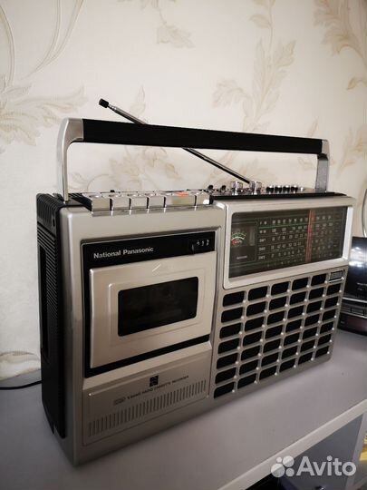 National panasonic RQ-554 FTS