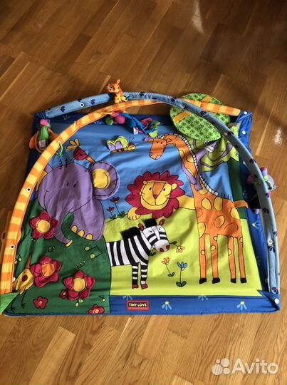 Развивающий коврик tiny love