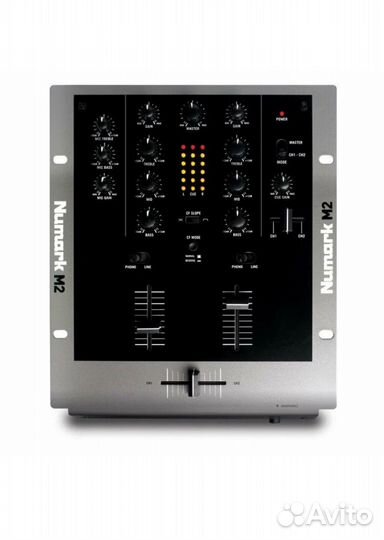 Микшерный пульт Numark M2