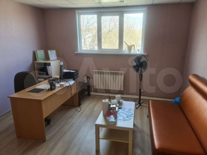 Офис- склад 400 м²