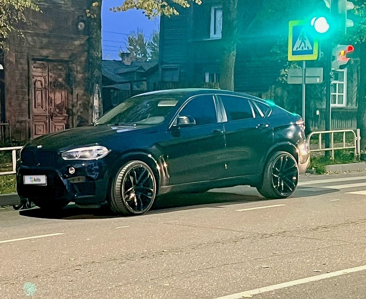 BMW X6: фото владельца