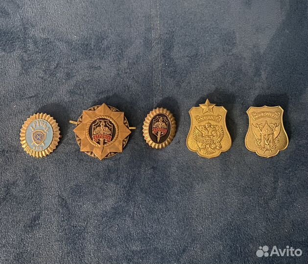 Кокарды, шевроны, погоны