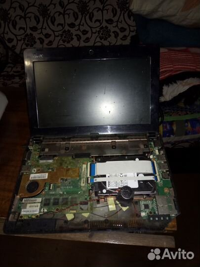 Нетбук Asus