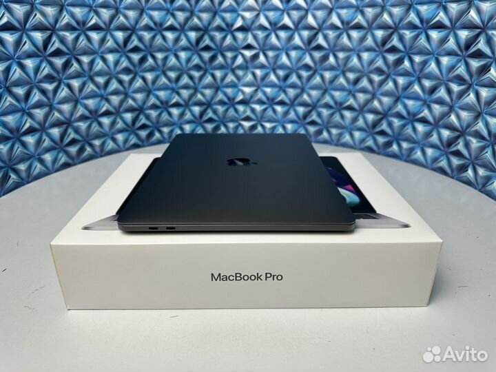 MacBook Pro 13 2022 M2 256Gb Ростест, 65 циклов