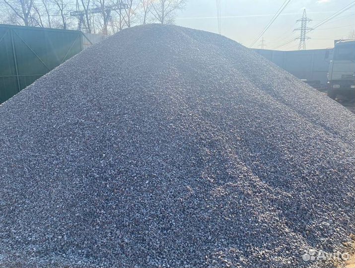 Доставка сыпучих материалов (щебень, песок, грунт