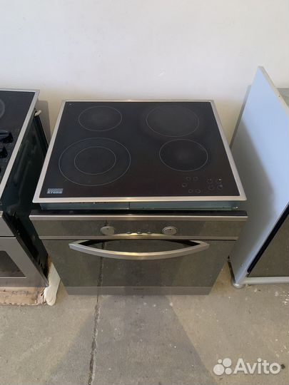 Духовой шкаф Hansa и варочная панель