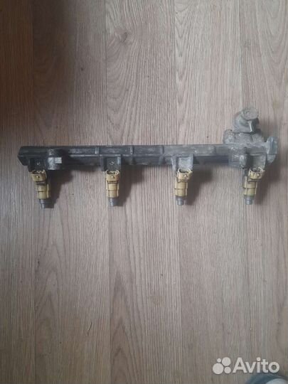 Mitsubishi galant 8, u.s.a., 2.4, топливная рампа