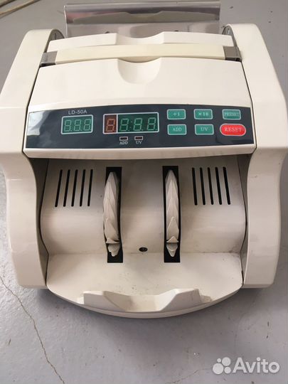 Счетная машинка для денег