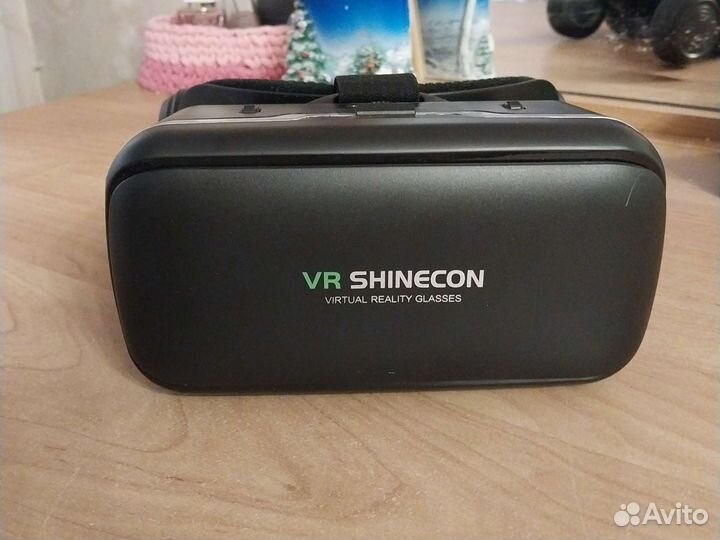 Очки виртуальной реальности с пультом