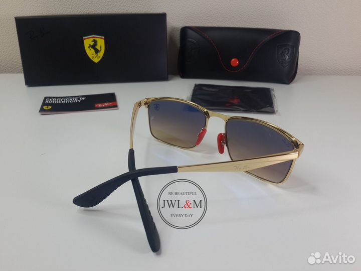 Солнцезащитные очки Ray-Ban & Ferrari