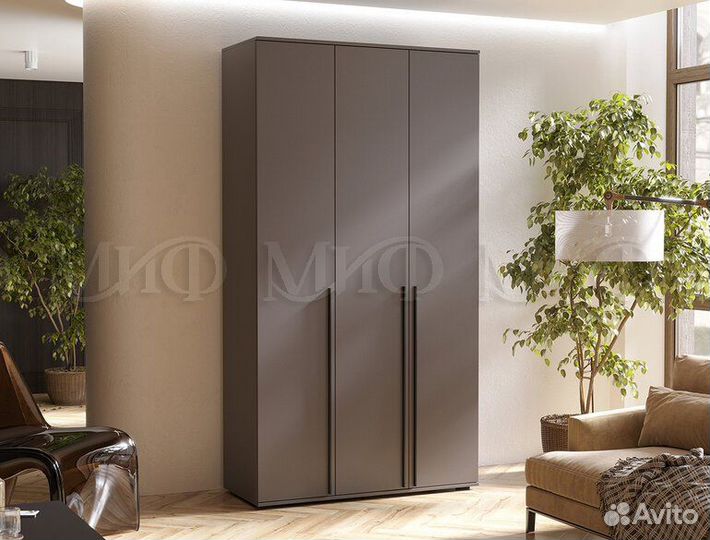 Шкаф распашной