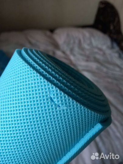 Коврик для йоги и фитнеса