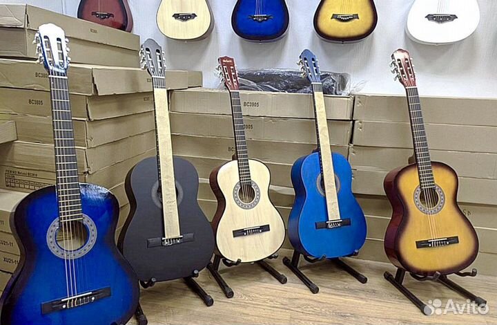 Классическая гитара Belucci