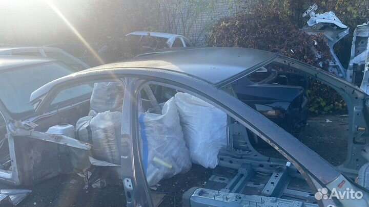 Крыша на LADA веста