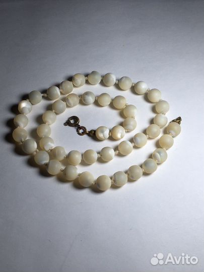 Старинные бусы перламутр