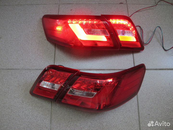Стопы Camry 40 2006 - 2011 RED Lexus