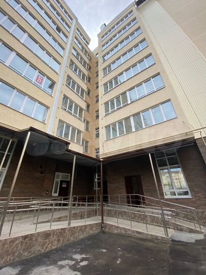2-к. квартира, 77 м², 6/8 эт.