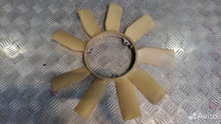 Вентилятор охлаждения Mercedes-Benz Viano W639 200