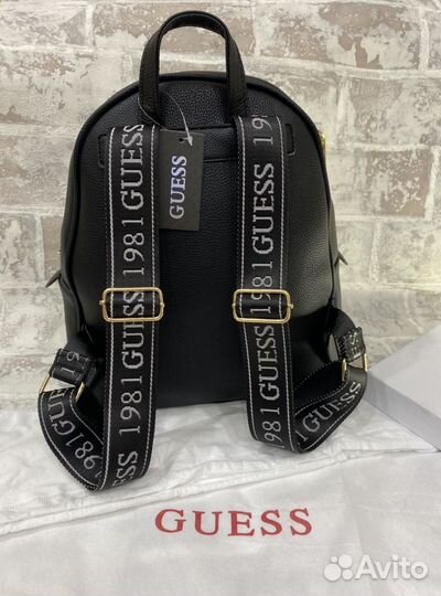 Рюкзак guess