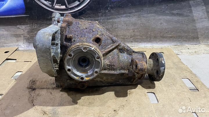 Редуктор заднего моста 2,93 BMW 7 series E38