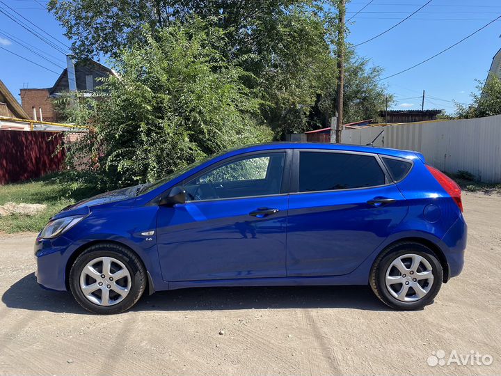 Hyundai Solaris 1.6 AT, 2012, 182 000 км