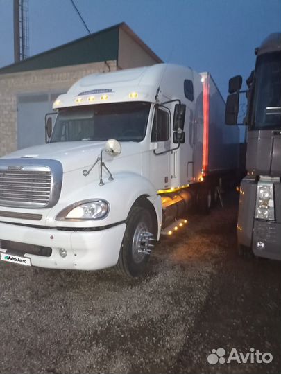 Freightliner Columbia, 2003