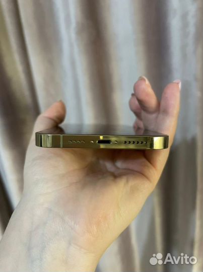 iPhone 13 pro max 128 gold