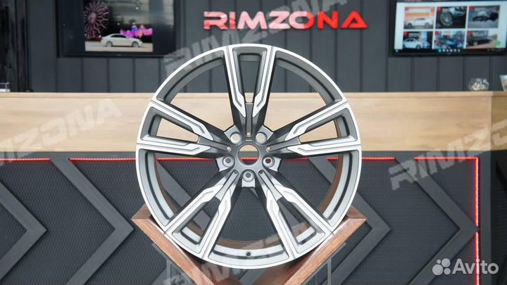Литой диск replica 50 R20 5x112