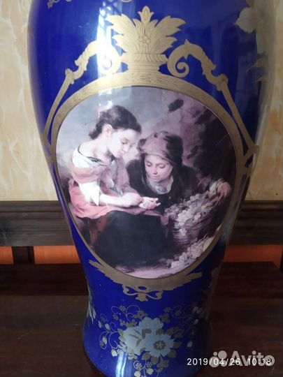 Напольная кобольтовая ваза. Фарфор. Новая