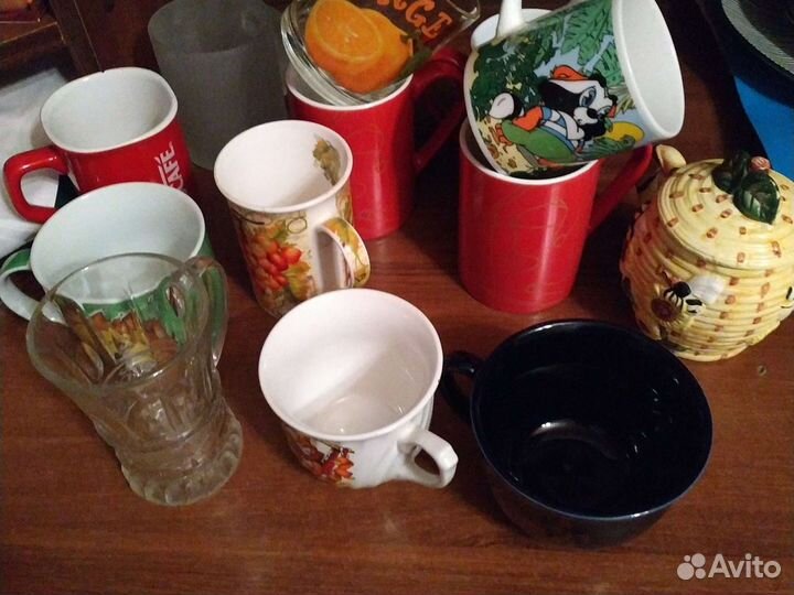 Бокалы, тарелки