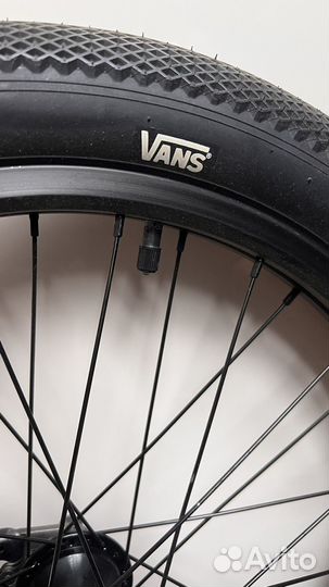 Трюковой велосипед BMX