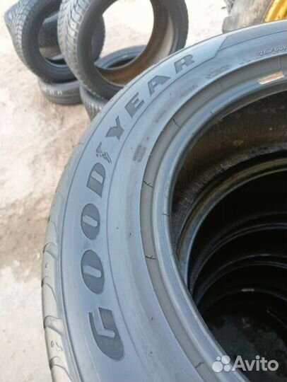 Goodyear Eagle Sport 215/60 R16 95V